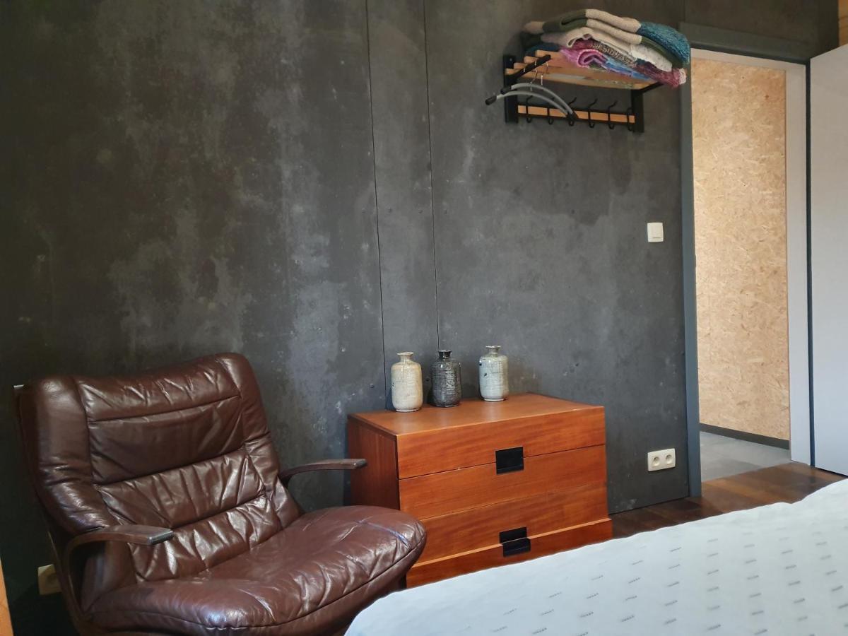 Vue Sur Meuse Apartment Профондвил Екстериор снимка