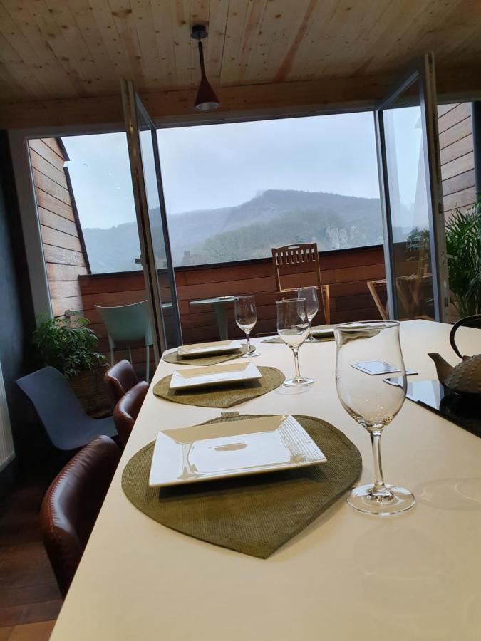 Vue Sur Meuse Apartment Профондвил Екстериор снимка